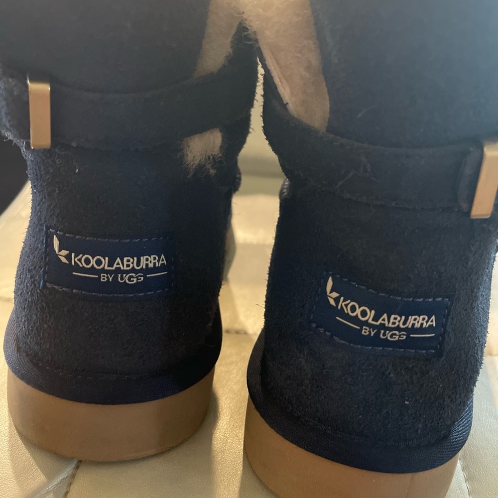 Winter boots by Koolaburra by UGG
